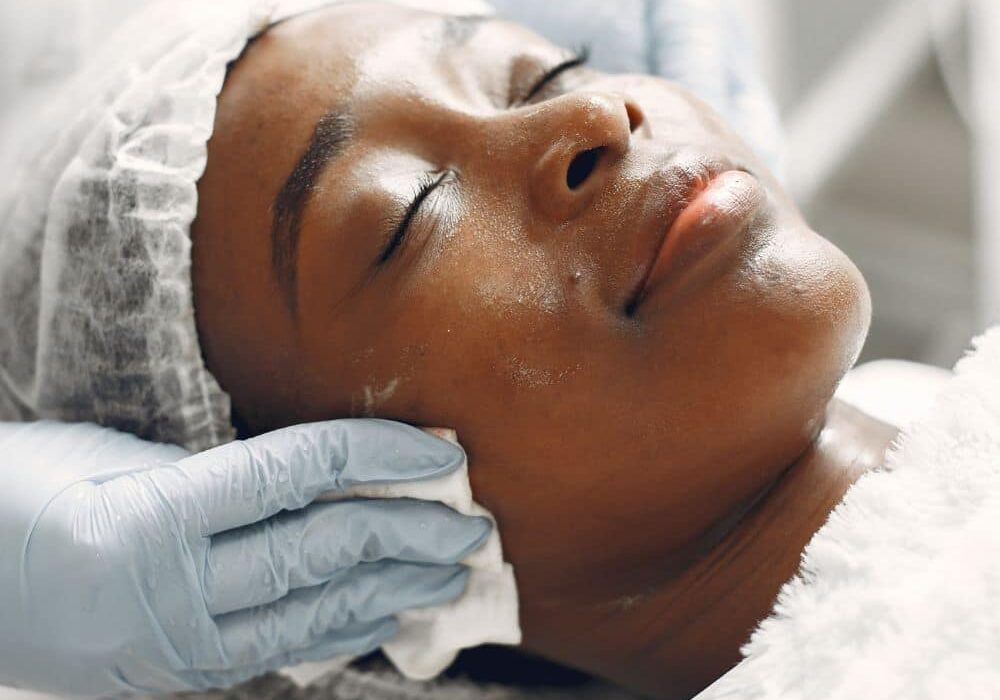 schoonheidsspecialist gezicht